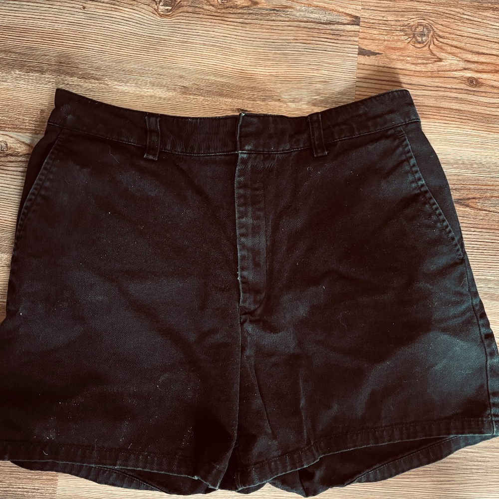 Tommy Hilfiger classic black denim shorts. Size 6.